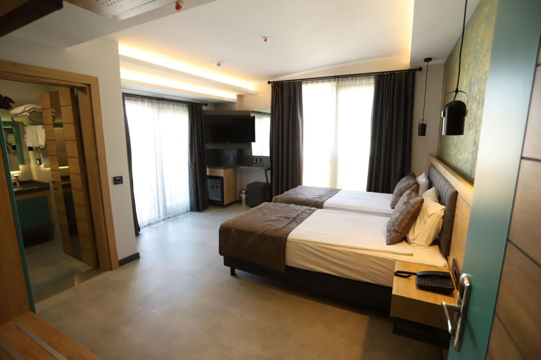 Otel Peramis & 3*